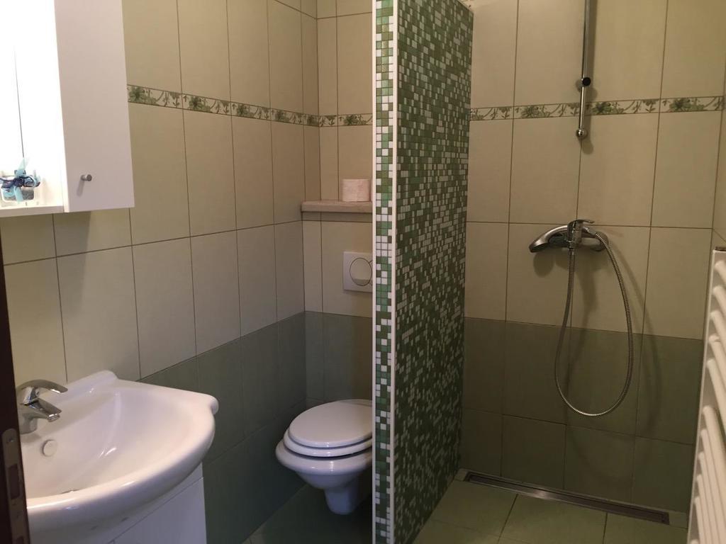 Apartmani Klaudija Valun Eksteriør bilde